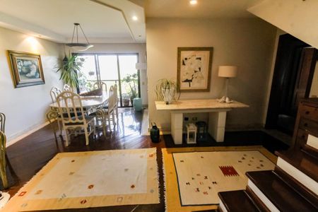 Apartamento à venda com 240m², 4 quartos e 3 vagasSala 1