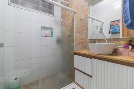 Apartamento para alugar com 64m², 2 quartos e sem vagaBanheiro