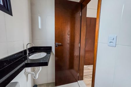 Casa à venda com 105m², 3 quartos e 2 vagas