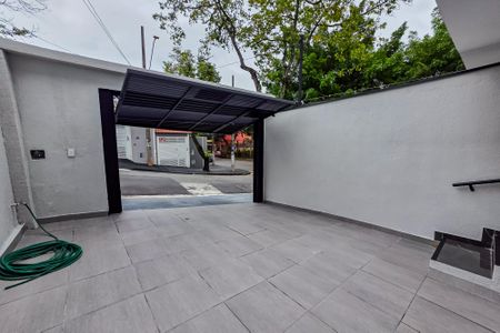 Casa à venda com 105m², 3 quartos e 2 vagas