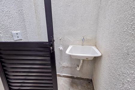 Casa à venda com 105m², 3 quartos e 2 vagas