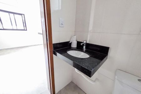 Casa à venda com 105m², 3 quartos e 2 vagas