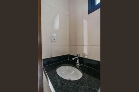 Casa à venda com 105m², 2 quartos e 2 vagas Casa à venda com 105m², 2 quartos e 2 vagasLavabo