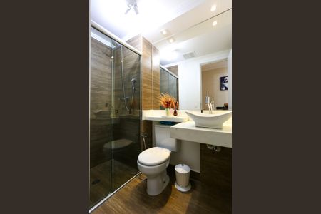 Apartamento à venda com 70m², 2 quartos e 2 vagasBanheiro