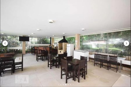 Apartamento à venda com 70m², 2 quartos e 2 vagasÁrea comum - Churrasqueira