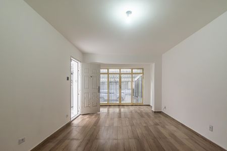 Sala 1 de casa para alugar com 2 quartos, 127m² em Planalto Paulista, São Paulo