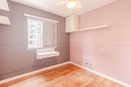 Apartamento à venda com 80m², 3 quartos e 2 vagasQuarto 2