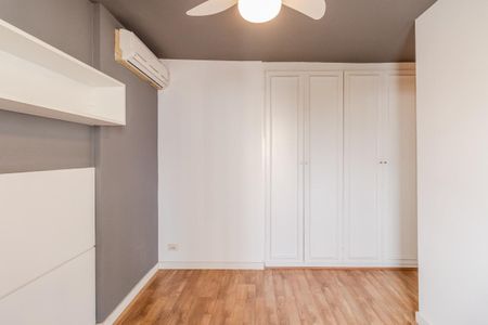 Apartamento à venda com 80m², 3 quartos e 2 vagasSuíte