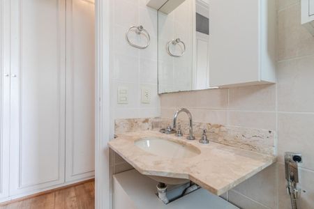 Apartamento à venda com 80m², 3 quartos e 2 vagasBanheiro da Suíte