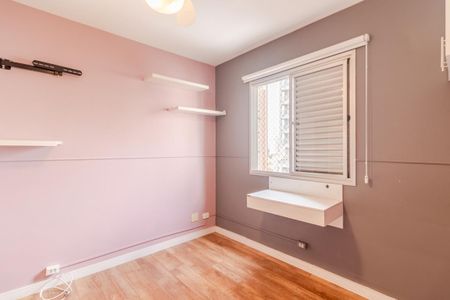 Apartamento à venda com 80m², 3 quartos e 2 vagasQuarto 2