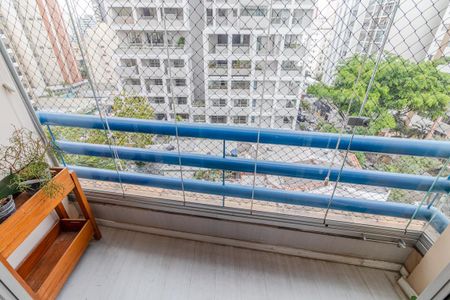 Apartamento à venda com 80m², 3 quartos e 2 vagasVaranda