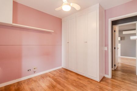 Apartamento à venda com 80m², 3 quartos e 2 vagasQuarto 2