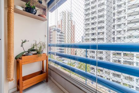 Apartamento à venda com 80m², 3 quartos e 2 vagasVaranda