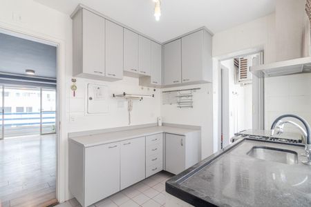 Apartamento à venda com 80m², 3 quartos e 2 vagasCozinha