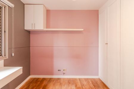 Apartamento à venda com 80m², 3 quartos e 2 vagasQuarto 2