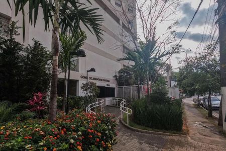 Apartamento à venda com 60m², 2 quartos e 2 vagasFachada