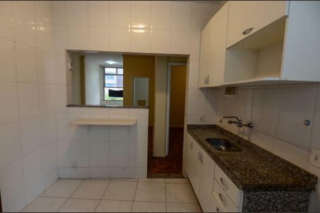 Apartamento à venda com 90m², 2 quartos e 1 vagaCozinha