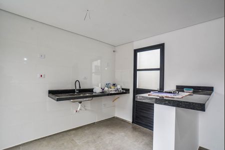 Casa à venda com 113m², 2 quartos e 2 vagas Casa à venda com 113m², 2 quartos e 2 vagasCozinha e Área de Serviço