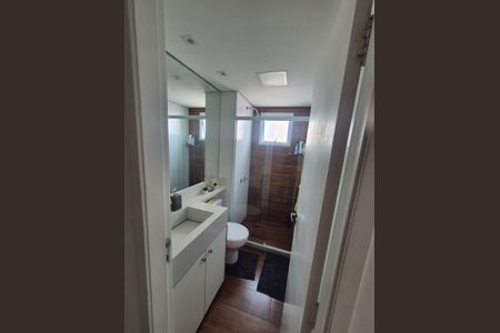 Banheiro de apartamento à venda com 2 quartos, 67m² em Mansões Santo Antônio, Campinas