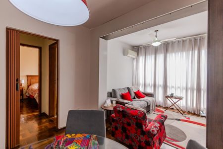 Apartamento à venda com 75m², 1 quarto e 1 vaga Apartamento à venda com 75m², 1 quarto e 1 vagaSala