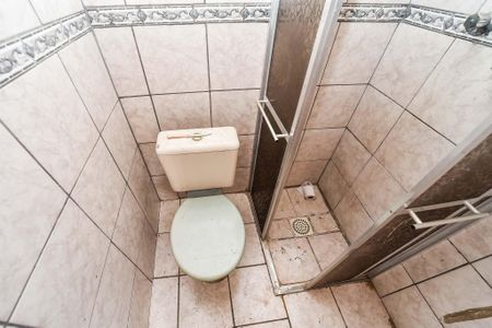 Casa para alugar com 309m², 4 quartos e 2 vagas Casa para alugar com 309m², 4 quartos e 2 vagasCasa 2 - Banheiro social