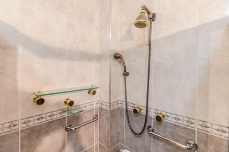 Apartamento para alugar com 180m², 4 quartos e 1 vagaBanheiro 1