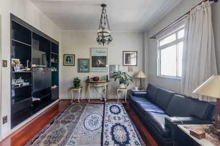 Apartamento para alugar com 180m², 4 quartos e 1 vagaSala