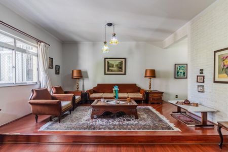 Apartamento para alugar com 180m², 4 quartos e 1 vagaSala