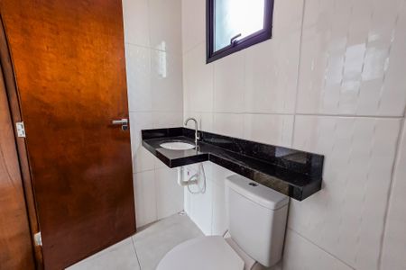 Casa à venda com 113m², 2 quartos e 2 vagas