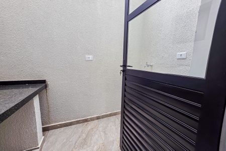 Casa à venda com 113m², 2 quartos e 2 vagas