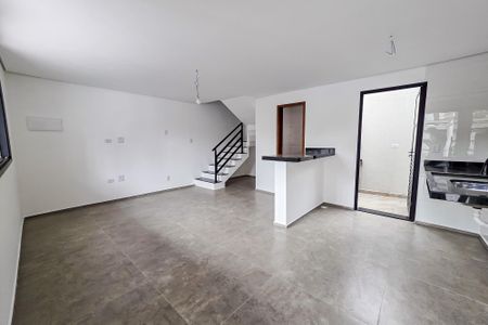 Casa à venda com 113m², 2 quartos e 2 vagas