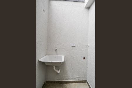 Casa à venda com 113m², 2 quartos e 2 vagas Casa à venda com 113m², 2 quartos e 2 vagasCozinha e Área de Serviço