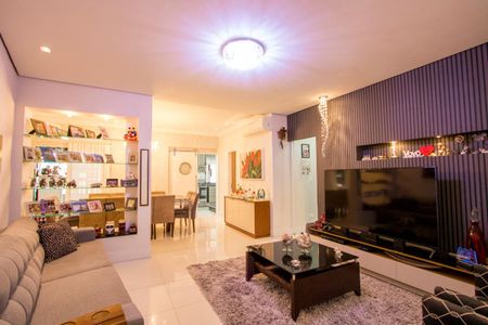 Sala de TV de apartamento à venda com 3 quartos, 112m² em Centro, Santo André