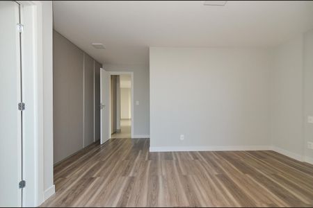 Apartamento à venda com 104m², 2 quartos e 2 vagasSuíte 1