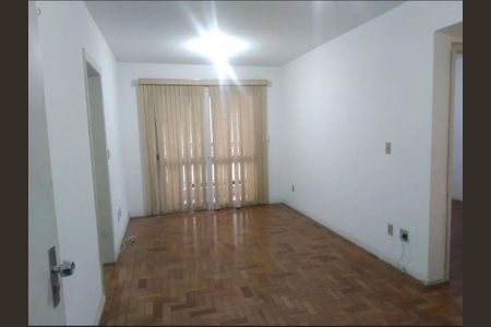 Sala de apartamento para alugar com 1 quarto, 49m² em Passo da Areia, Porto Alegre