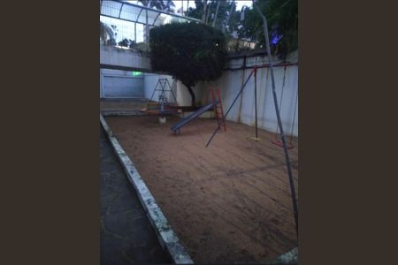 Apartamento para alugar com 49m², 1 quarto e 1 vaga Apartamento para alugar com 49m², 1 quarto e 1 vagaÁrea Comum - Playground