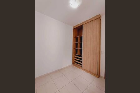 Apartamento à venda com 104m², 3 quartos e 2 vagasQuarto 2