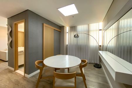 Apartamento à venda com 51m², 1 quarto e sem vaga Apartamento à venda com 51m², 1 quarto e sem vagaSala de Jantar