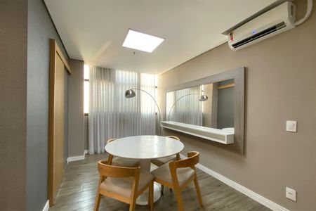 Apartamento à venda com 51m², 1 quarto e sem vaga Apartamento à venda com 51m², 1 quarto e sem vagaSala de Jantar