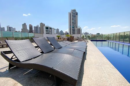 Apartamento à venda com 51m², 1 quarto e sem vaga Apartamento à venda com 51m², 1 quarto e sem vagaÁrea comum - Piscina