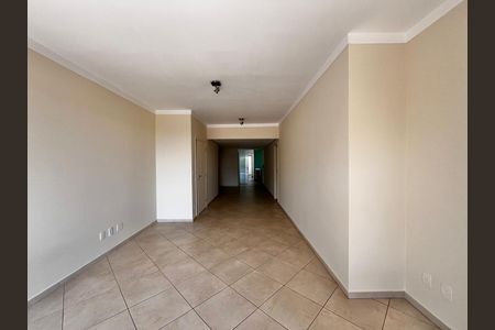 Apartamento para alugar com 137m², 4 quartos e 3 vagasSala