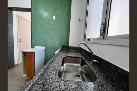 Apartamento para alugar com 137m², 4 quartos e 3 vagasCozinha