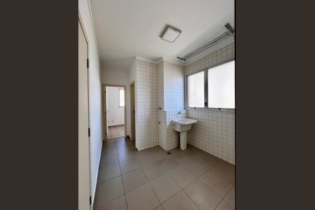 Apartamento para alugar com 137m², 4 quartos e 3 vagasÁrea de Serviço