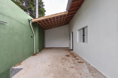 Casa à venda com 170m², 3 quartos e 3 vagas Casa à venda com 170m², 3 quartos e 3 vagasQuintal