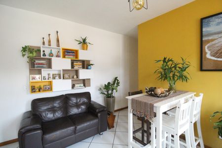 Apartamento à venda com 61m², 2 quartos e 1 vagaSala