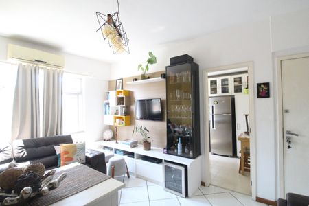 Apartamento à venda com 61m², 2 quartos e 1 vagaSala