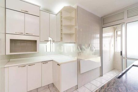 Apartamento à venda com 67m², 2 quartos e 1 vaga