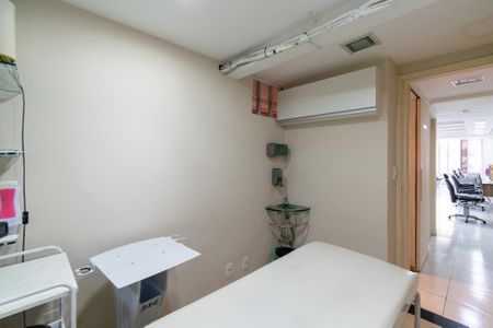 Casa à venda com 150m², 3 quartos e 2 vagas Casa à venda com 150m², 3 quartos e 2 vagasSala de Massagem do Salão