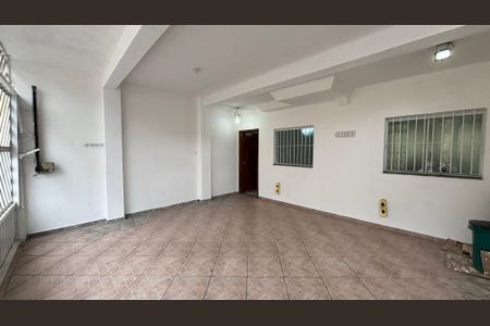 Casa à venda com 100m², 2 quartos e 2 vagasGaragem