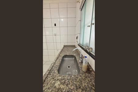 Casa à venda com 100m², 2 quartos e 2 vagasCozinha
